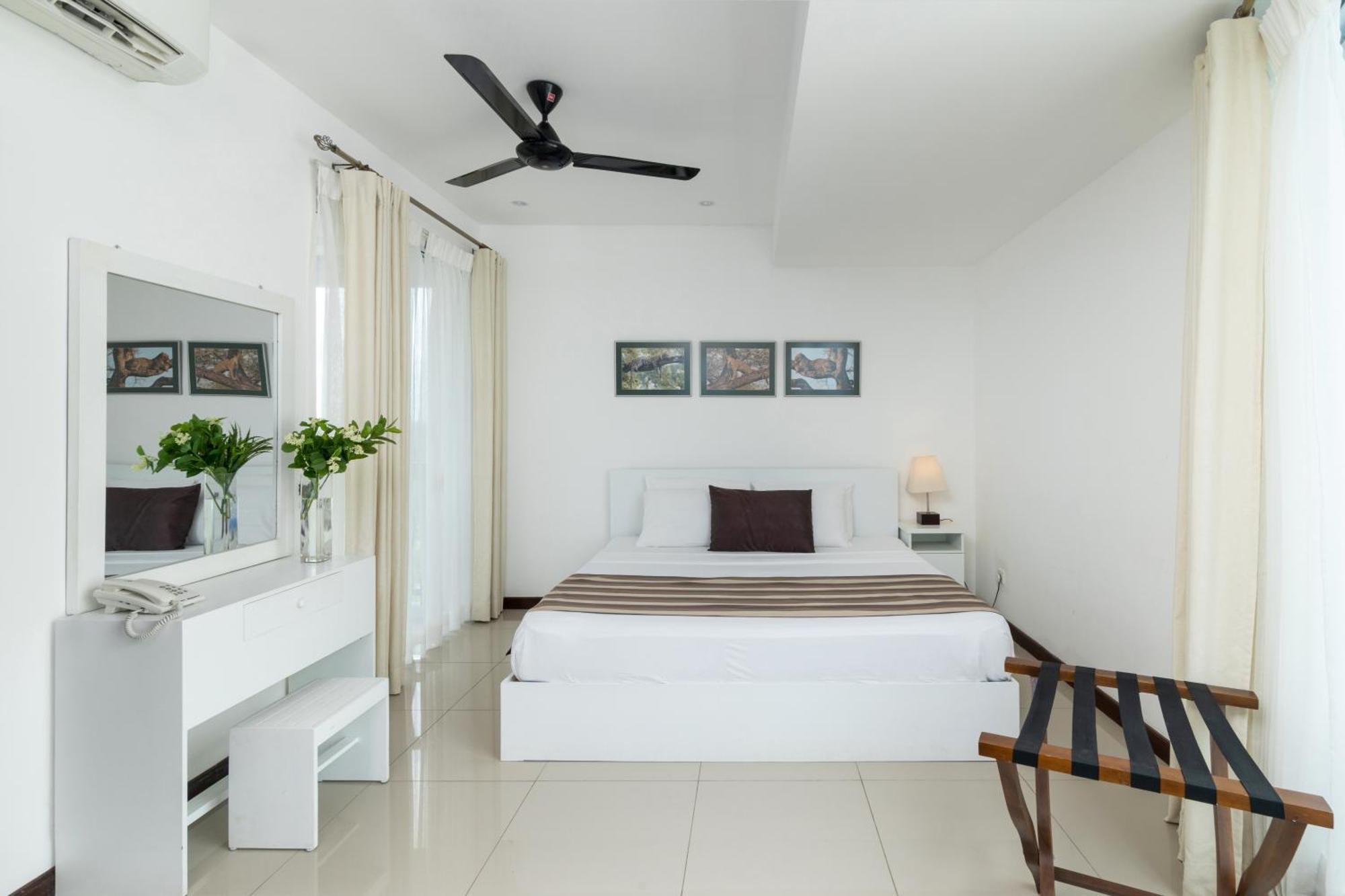 Oceanfront Condominium - Nilaveli Exteriér fotografie