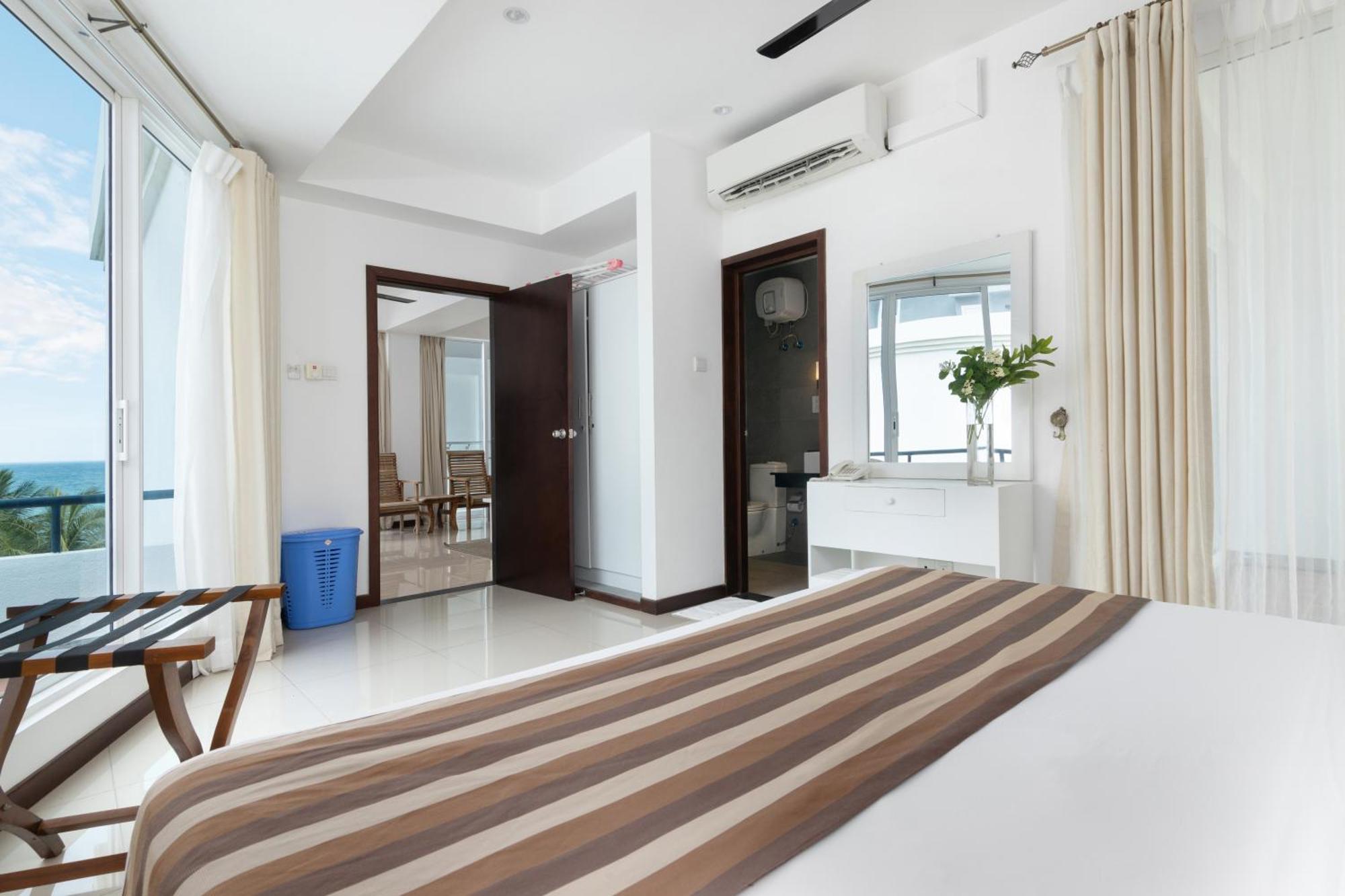 Oceanfront Condominium - Nilaveli Exteriér fotografie