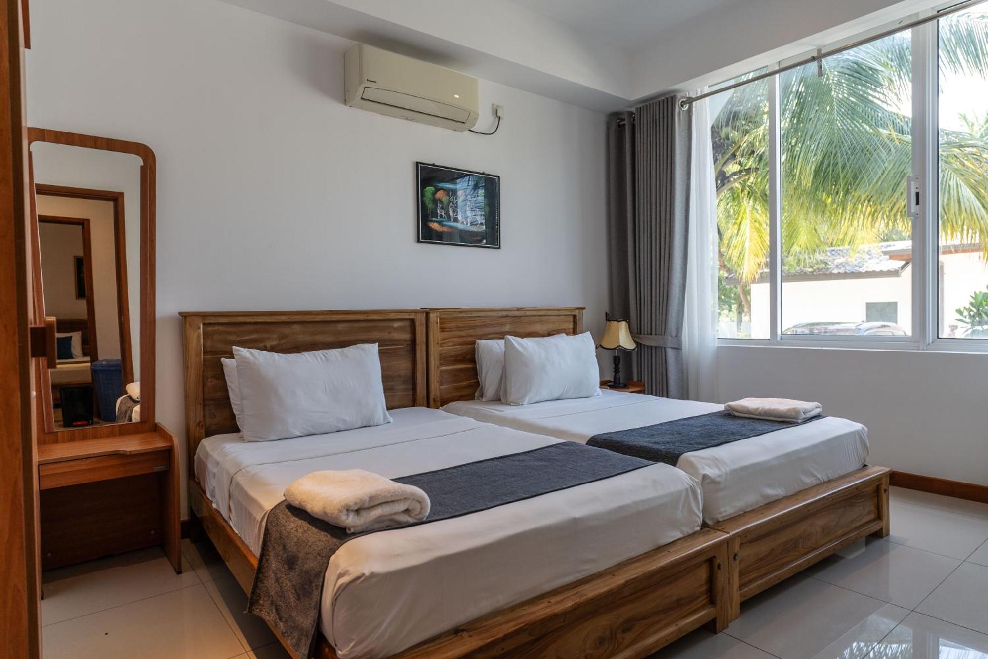 Oceanfront Condominium - Nilaveli Exteriér fotografie